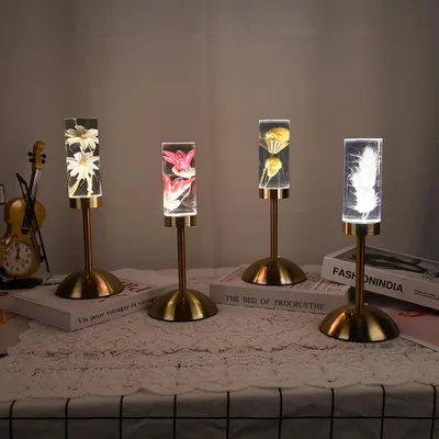 Zdjęcie produktu dla Lampa stołowa Aeon Flower z akrylu, sypialnia, stolik nocny, nastrój, ozdoba dekoracyjna, przełącznik dotykowy + ładowanie USB