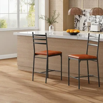 Produktbild von 2er Set Barhocker Braun mit Rückenlehne, Gepolsterte Tresenhocker aus PolyurethanKunstleder mit Metallgestell und Fußstütze