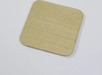 Produktbild von Kerzenteller Flachteller Quadratisch Alu Gold 10 x 10 cm ideal für Kerzen, Taufkerzen, Hochzeitskerzen, Trauerkerzen