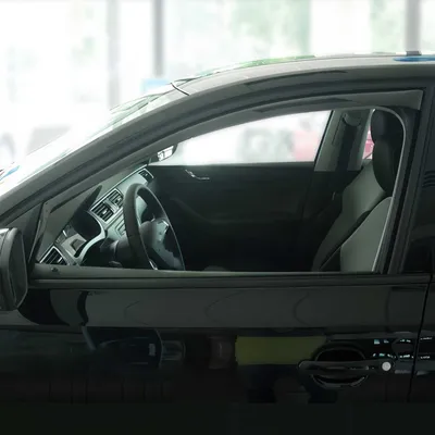 Obrázok produktu pre Veterný deflektor dažďový deflektor pre Škoda Rapid Spaceback 2013-2019 tmavý akryl 2ks