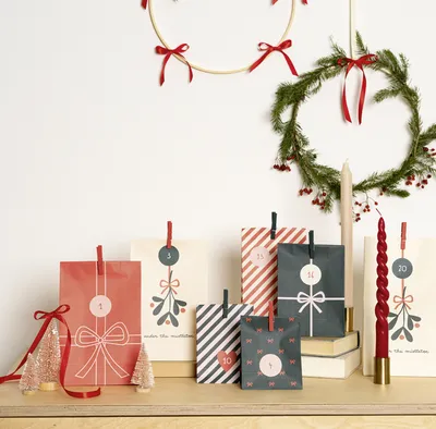 Produktbild von folia Adventskalender BOWTIFUL CHRISTMAS 72-teilig