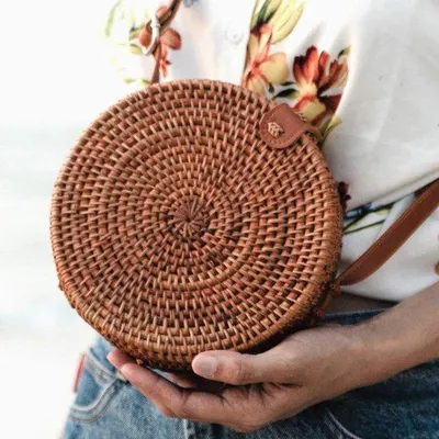 Produktbild von Famanu Crossbodytas Handgefertigt aus Rattan - Senja (Braun)