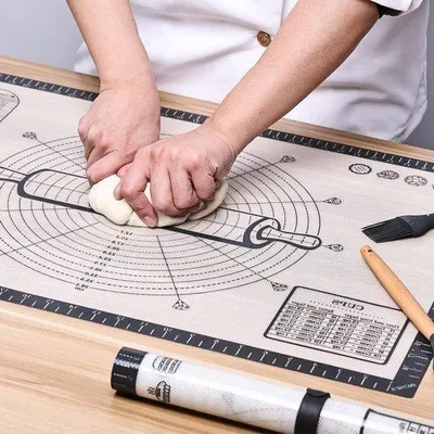 Produktbild von Silikonische Bäckmat - 71 x 51 cm - Antihaftbeschichtung - mit Maßteilung - Teigmacher - Bäckunterlage - Ausrollmat - für Fondant und Gebäck - Grau