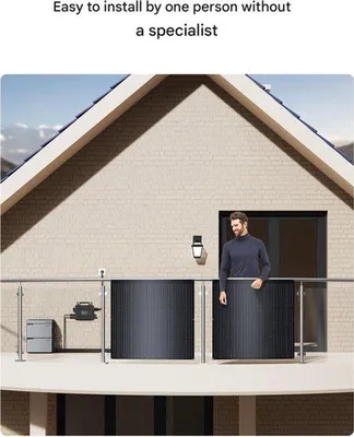 Obrázek produktu pro Solární systém o výkonu 960 W, skládající se ze 4 solárních panelů a mikroinvertorů, určený pro domácnosti i karavany