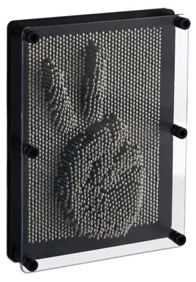 Imagen del producto de Relaxdays Pinart 3D, panel para crear imágenes tridimensionales con clavos, 20 x 15 cm, "Pinpressions", tablero de clavos estilo retro, color negro y plateado