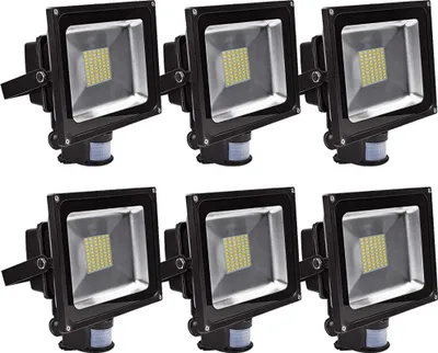 Produktbild von Greenmigo 6x 50W SMD Fluter mit Bewegungsmelder Strahler Warmweiß Schwarz Aluminium Gehäuse IP65 Wasserdicht LED Lampe Wandleuchter Flulicht Flutbeleuchtung LED Gartenlampe Außenstahler