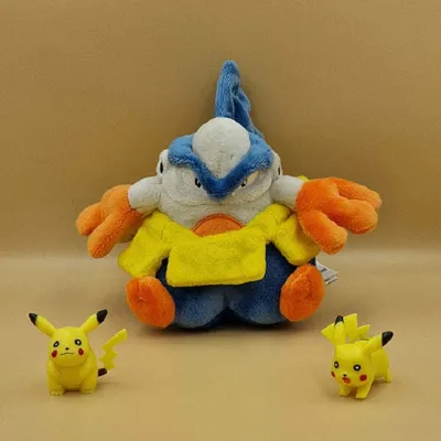 Produktbild von Pokemon Hariyama Kuscheltier - 16 cm Plüschtier Hariyama