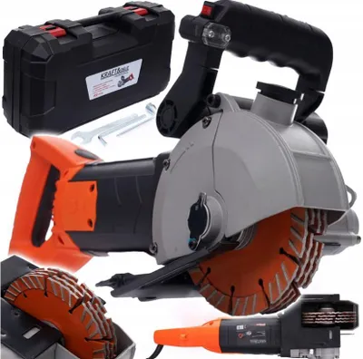 A set of tools including a wall chaser, spare cutting discs, and a carrying case, arranged on a white background.