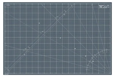 Produktbild von Schneidematte A1 Grau, 5-lagige selbstheilende Schneidematte 60x90, Schnittfeste Bastelunterlage A1