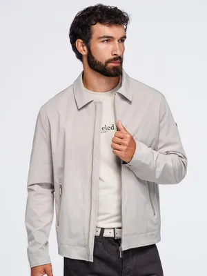 Imagen del producto de Chaqueta ligera, estilo urbano, modelo OM-JANP-0224, color gris, talla M