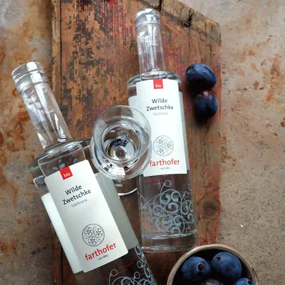 Produktbild von Wilde Zwetschke Edelbrand 350ml
