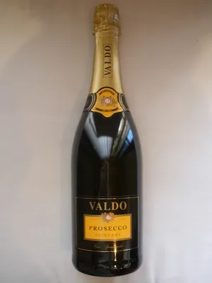 Produktbild von Valdo Prosecco di Valdobbiadene Spumante Extra Dry 750 ml.