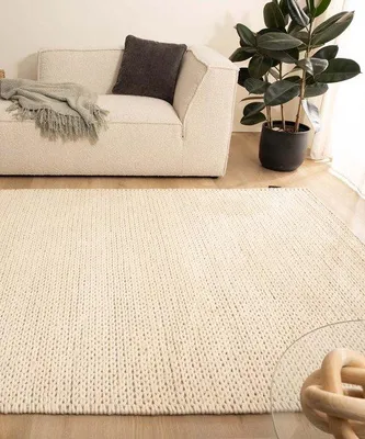 Zdjęcie produktu dla Unyqoos® Nordic Weavers – dywan z wełny, ręcznie tkany, kolor kości słoniowej, wymiary 240x340 cm, wzór "fiszbon", waga >3,5 kg/m²