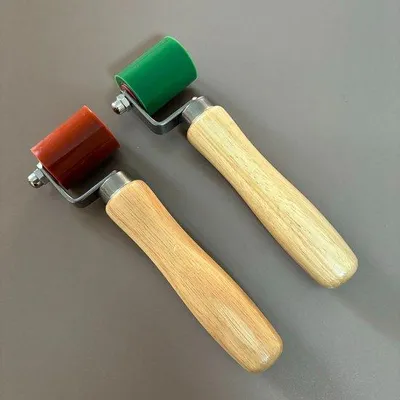 Productafbeelding van Siliconen kitroller voor dakafdichting en geluidsdemping in auto's (groen + rood)