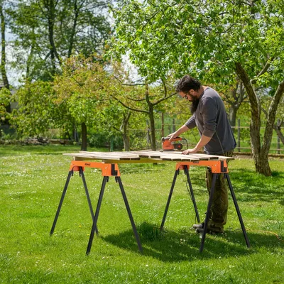 Produktbild von Goplus 2er Set Klappbare Sägeböcke, Orange, Metall, 600 kg Traglast pro Stück, abnehmbare 2x4 Stützarme, mit Arbeitstisch-Funktion (454 kg), Maße: 92x48x74 cm (aufgebaut), Faltmaße: 83x13x10 cm