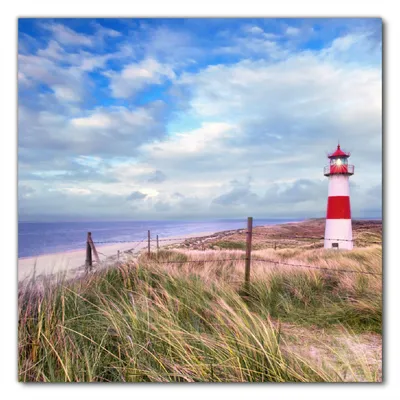 Produktbild von Wallario selbstklebende Möbelfolie/ Tischdecke für Innen und Außen, Größe: 50 x 50 cm - Leuchtturm am Strand von Sylt