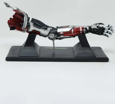 Produktbild von Cyberpunk: Edgerunners Replik Silverhand Arm 30 cm