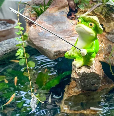 Produktbild von Mini-Teichdekoration mit Fischfigur, wetterfeste Gartendekoration, Froschteichdekoration für den Garten, Gartenteichdekoration mit Fischfiguren, Froschfigur aus Kunstharz für Blumentöpfe im Garten