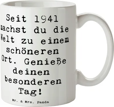 Produktbild von Mr. & Mrs. Panda Tasse Spruch 1941 Geburtstag - Weiß - Geschenk, Alter, besondere Geschenke, Geburtsjahr, Teetasse, Trinkbecher, Kaffeetasse, Kaffeebecher, Glückwunsch