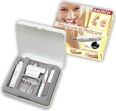 Produktbild von Peter Bausch Maniküre Pediküre Set 0375 mit rundum Licht
