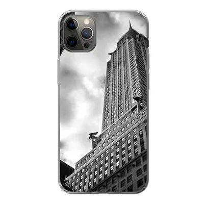 Produktbild von MuchoWow® Handyhülle Schutzhülle Hülle für iPhone 12 Pro Max Chrysler Building in New York von unten nach oben in Schwarz-Weiß Silikon Softcase Handy Hülle - Hartschale