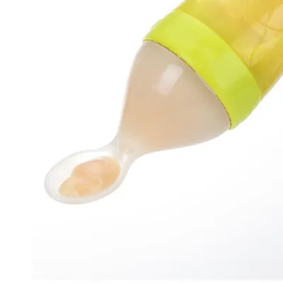 Produktbild von Silikon-Babyflasche mit Löffel, Breidosierer ohne , Fütterflasche mit weichem Löffel – SoftSpoon