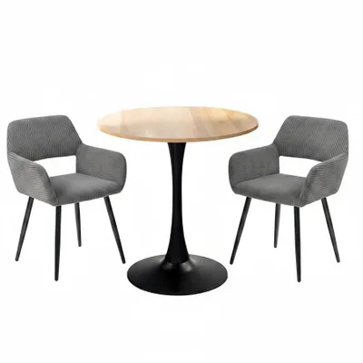 Image de Ensemble de salle à manger Cosy de style scandinave, comprenant une table ronde en chêne et deux chaises en tissu gris