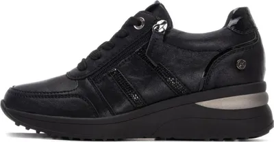 Productafbeelding van XTI sneakers, model 080-144407, kleur 02 , maat 39