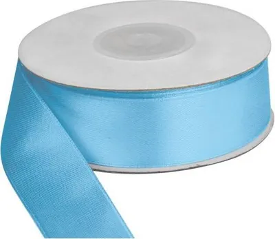 Obrázok produktu pre Široká modrá saténová stuha 25 mm x 25 m - ideálna na dekorácie a remeslá! S touto elegantnou stuhou vytvoríte jedinečné dekorácie a projekty.