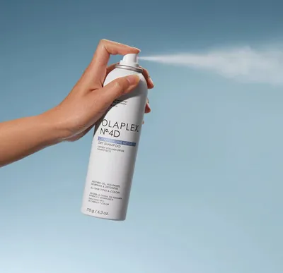 Produktbild von Olaplex N.4D Clean Volume Detox, 250 ml, Trockenshampoo, Unisex, Alle Haare, Anti-Fett, Auffrischend, Volumengebend, HYDROFLUOROCARBON 152A, BUTANE, ALCOHOL DENAT., ALUMINUM STARCH OCTENYLSUCCINATE, FRAGRANCE...