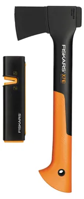 Image de Fiskars Hache universelle X7 + aiguisoir pour couteaux et haches Xsharp™ Set 129048 (1020183)