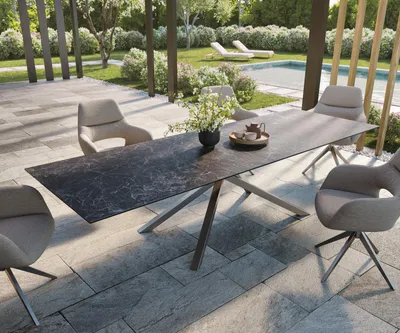 Produktbild von DELIFE Outdoortisch Edge 300x100 cm Keramik Laminam® Nero Greco Anthrazit Kreuzgestell Rechteck Edelstahl