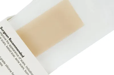 Produktbild von Medizinische Silikon Littekenstrips, 6 Stück, zur Narbenpflege nach Operationen, für die Haut