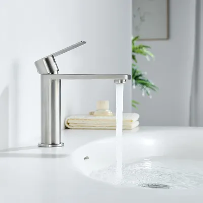 Produktbild von Waschtischarmatur 304 Edelstahl Gebürstet, Bleifrei Kalt Warm, Cecipa, Badarmatur Mischbatterie, Wasserhahn Bad, Waschbeckenarmatur Silber