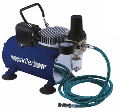 Produktbild von Adler Kompressor mini für Airbrushes, portables Werkzeug für Illustration, Modellierung, Make-up und Malerei, fortschrittliche Druckregulierung de, kompaktes Design, leiser Betrieb, metallische Farbe.