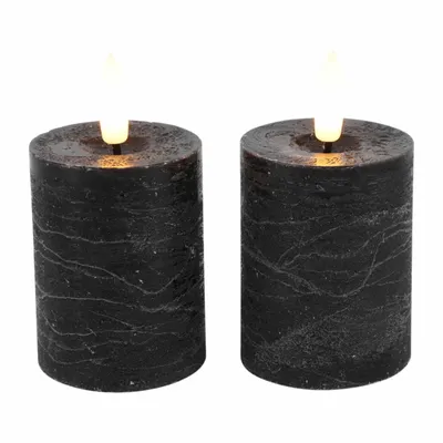 Produktbild von DECOSTAR LED Kerzen schwarz 2 St. 6/18h Timer Wachs Stumpenkerzen 5x9,5cm