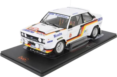 Produktbild von IXO 1:18 Fiat 131 Abarth, No.1, Minolta, Rally Hunsrück 1979 W.Röhrl/C.Geistdörf