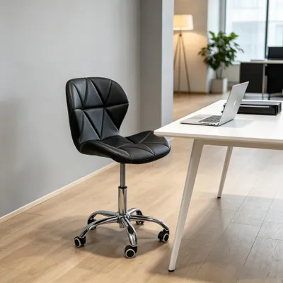 Produktbild von Schreibtischstuhl,Bürostuhl ergonomisch,Homeoffice Stuhl höhenverstellbar,Schminkstuhl,Drehstuhl mit Rollen,Kunstleder, bis 150 kg belastbar Schwarz