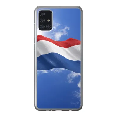 Produktbild von MuchoWow® Handyhülle Schutzhülle Hülle für Samsung Galaxy A52 5G Die Flagge der Niederlande weht am Himmel Silikon Softcase Handy Hülle - Umschlag