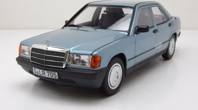 Produktbild von Norev 183828 Mercedes 190 E W201 1984 hellblau metallic 1:18