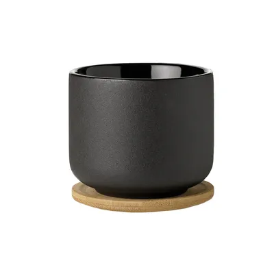 Produktbild von Stelton Theo Becher mit Untersetzer 0.2 l. black