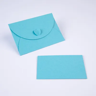 Produktbild von 50 x PresentFill® Karten + Mini-Briefumschlag aus 210 g/m² Recycling-Kraftpapier - Azur Blau