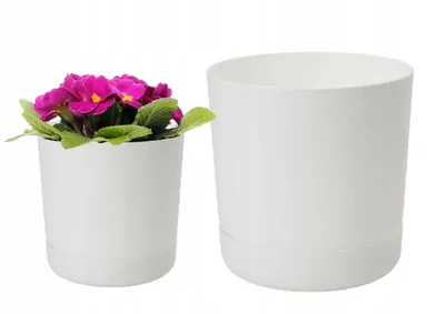Zdjęcie produktu dla Plastikowa doniczka z podstawką 13x14.6cm biała matowa