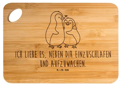 Produktbild von Mr. & Mrs. Panda Holzbrett Pinguine Einschlafen - Transparent - Geschenk, holzschneidebrett, Valentinstag, für Partner, Heiraten, Schneidebrett, snackbrett, Brett, Frauen
