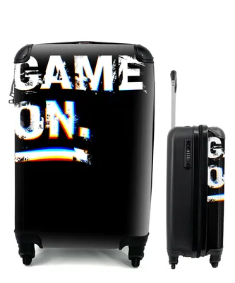 Produktbild von MuchoWow® Koffer Handgepäck Trolley Rollkoffer Kleine Reisekoffer mit 4 Rollen - Spiele - Spiel - Sprichwörter - Zitate - Game on - Cabin Size < 55x40x23 cm & 55x40x20 cm - Fotokoffer - Kabinenkoffer - Boardgepäck - Reise-Box - Reisekoffer - Reisegepäck - Koffer mit Bild - Trolley für Kinder