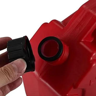Produktbild von Set aus 5 Kunststoffkraftstofftanks für Auto und Motorrad - Kraftstoffkanister und Öltanks