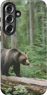 Produktbild von Braunbär auf Baumstamm im Wald – Hülle Kompatibel mit Galaxy S25 Plus