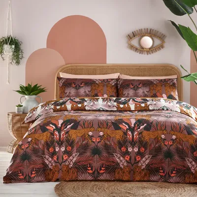 Immagine prodotto di Furn - Jungle - Set di biancheria da letto "Kaihalulu" reversibile RV2963 (king size) (bacche di cacao)