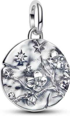 Immagine prodotto di PANDORA ME Charm Medaglione Fiore di ciliegio Zirconia 794085C01