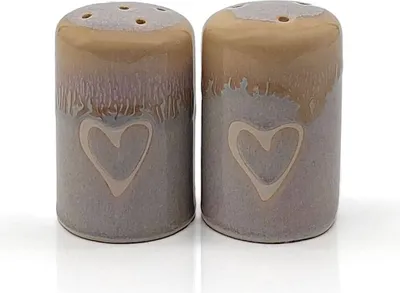 Produktbild von Stoneware Salz- und Pfefferstreuer Set "Herz" sand
